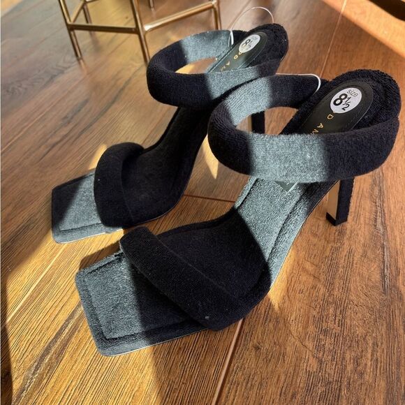 New good American Terry slip on black Square toe high heel - Picture 7 of 9